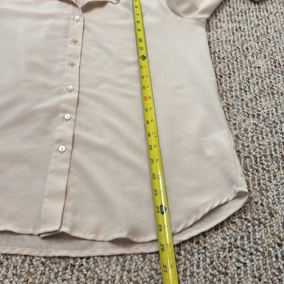 Sparkle & Fade Cream Cold Shoulder Long Sleeve Top. Medium - Picture 8 of 10